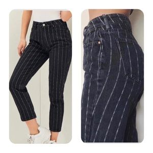 NWT MOM JEANS HIGH WAISTED SIZE 26 STRIPED BLACK AND WHITE SUPER CUTE PACSUN